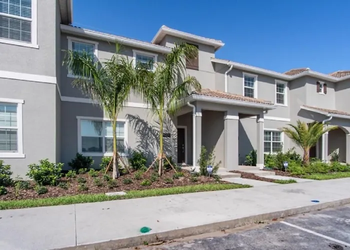 Four-Bedroom Townhome Kissimmee