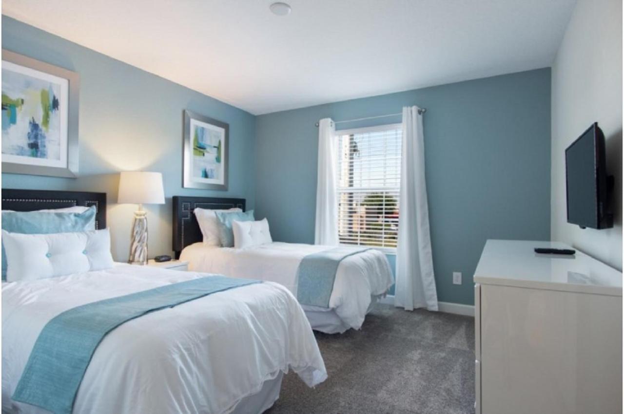 Four-bedroom Townhome Kissimmee Holiday home *