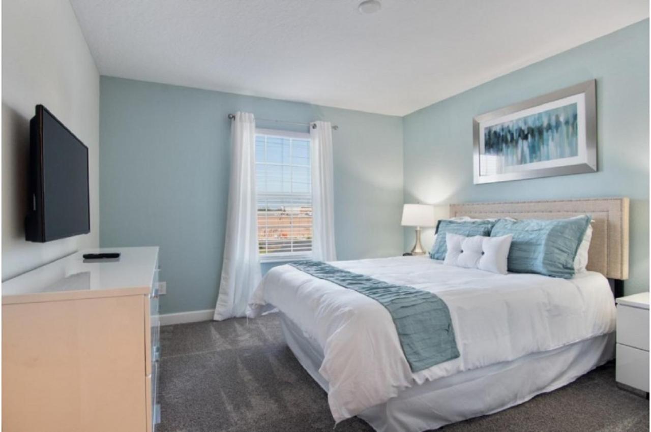 Four-bedroom Kissimmee *